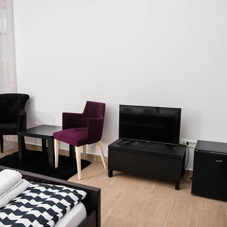 Studio Apartment Vukcevic 2 Podgorica Ngoại thất bức ảnh